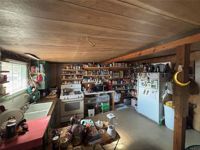 20900 SE 140TH PLACE, Umatilla, FL 32784