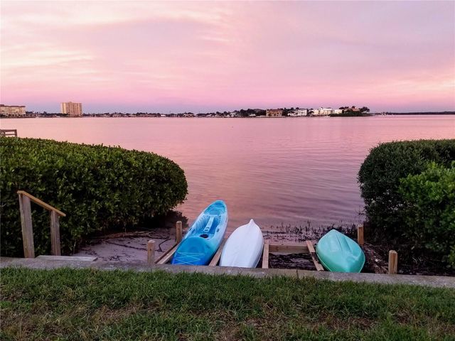 6219 PALMA DEL MAR BOULEVARD S 112, St Petersburg, FL 33715