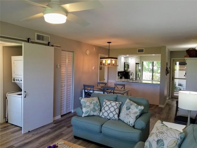 6219 PALMA DEL MAR BOULEVARD S 112, St Petersburg, FL 33715