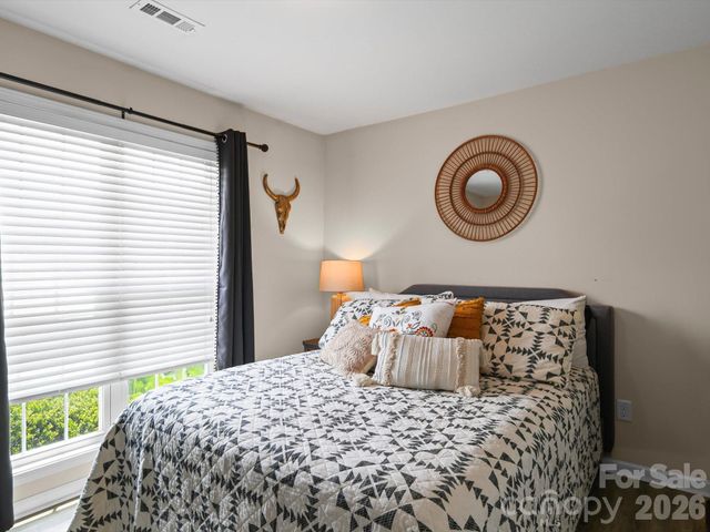 2017 Longhorn Drive, Dallas, NC 28034