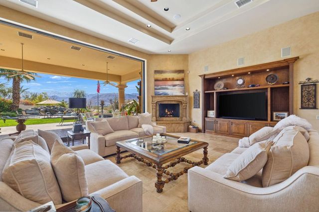 4 Terra Vista Court, Rancho Mirage, CA 92270