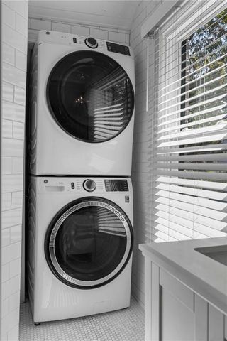 427 Hooper Street SE, Atlanta, GA 30317