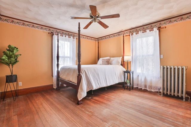 20 Palmer Ave, Saugus, MA 01906