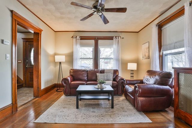 20 Palmer Ave, Saugus, MA 01906