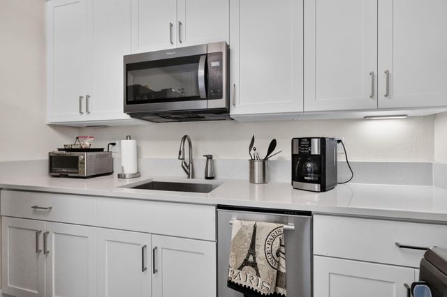 6533 SW 19TH Street, Miramar, FL 33023