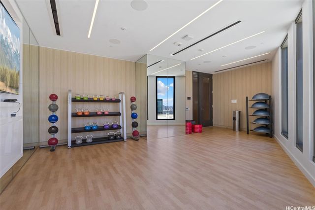 987 Queen Street 3506, Honolulu, HI 96814