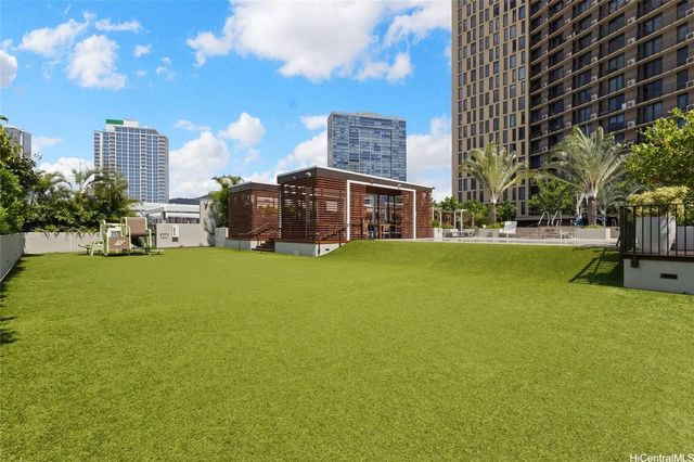 987 Queen Street 3506, Honolulu, HI 96814