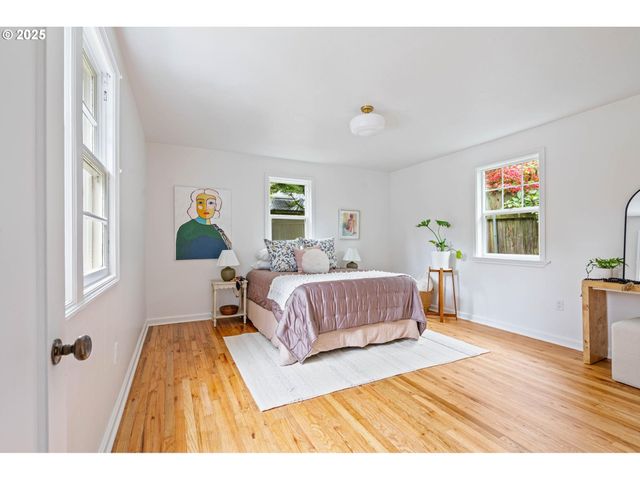 1200 Ne 48TH Ave, Portland, OR 97213