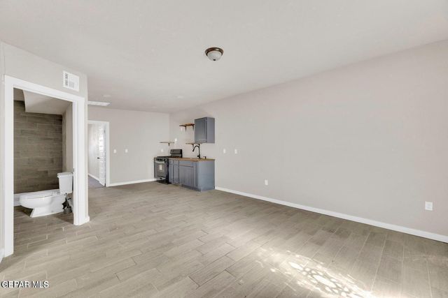 8827 MOUNT ELBERT Drive 4, El Paso, TX 79904