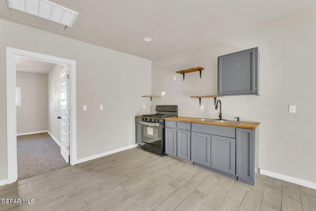 8827 MOUNT ELBERT Drive 4, El Paso, TX 79904