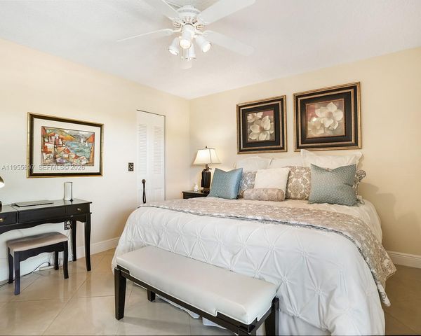3591 Environ Boulevard A404, Lauderhill, FL 33319