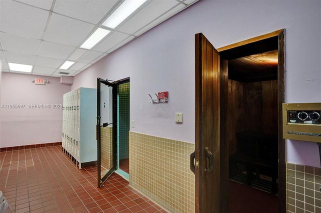 3591 Environ Boulevard A404, Lauderhill, FL 33319