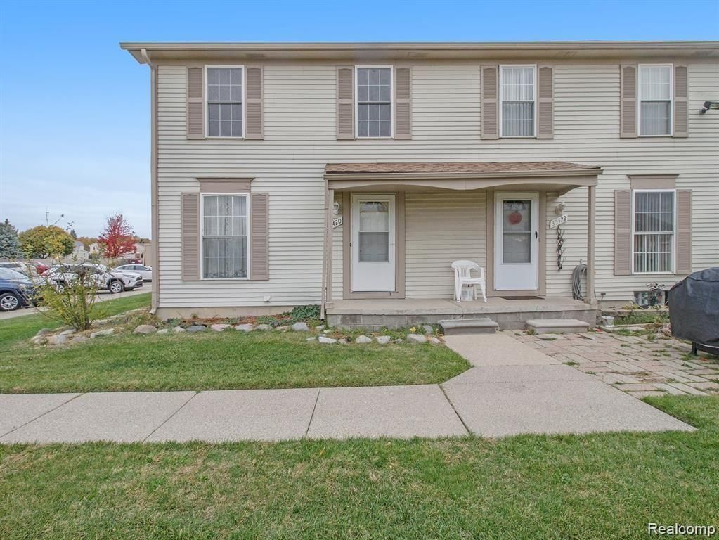 35420 TALL OAKS Drive, Sterling Heights, MI 48312