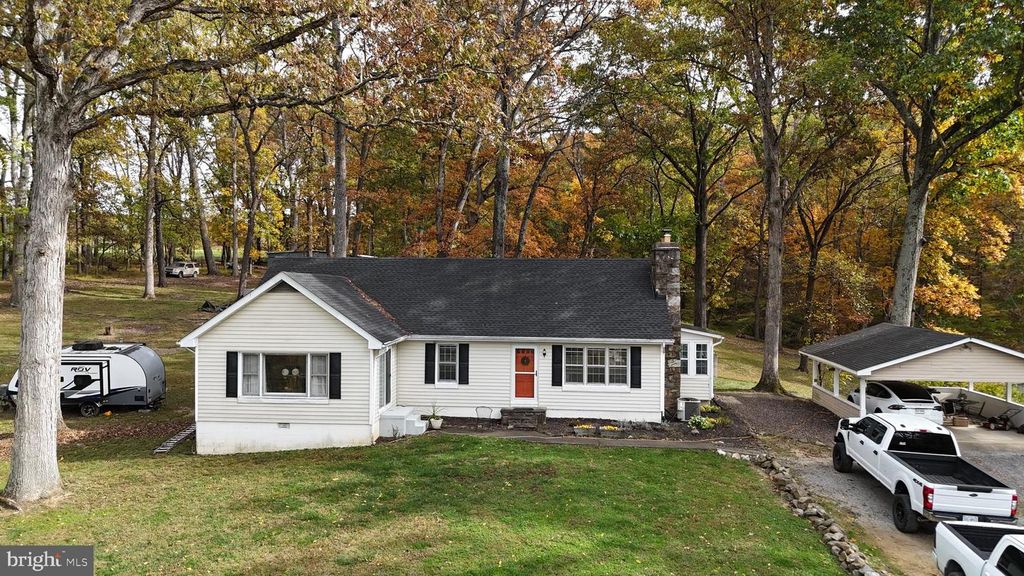 18758 TELEGRAPH SPRINGS RD, Purcellville, VA 20132
