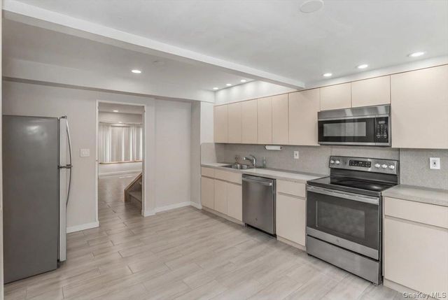 2287 7th Street, East Meadow, NY 11554