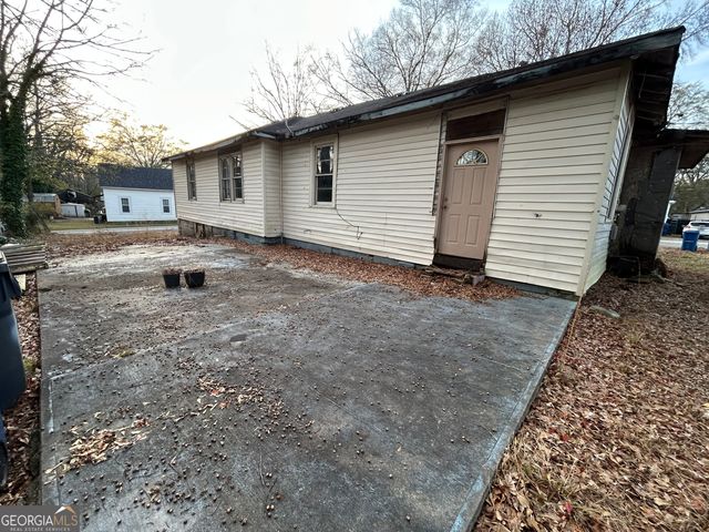 88 E Stephens Street, Winder, GA 30680