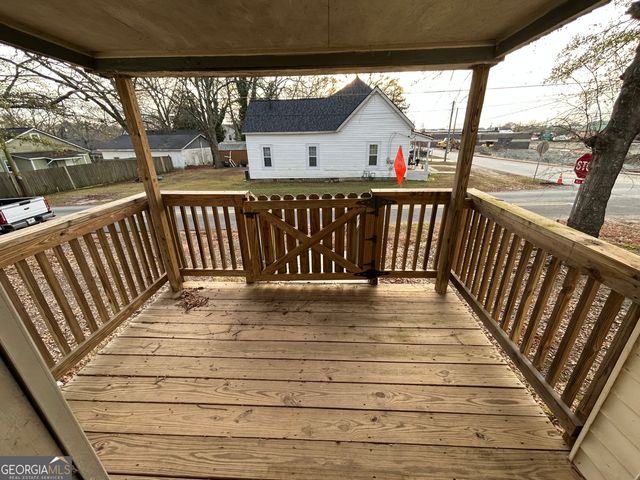 88 E Stephens Street, Winder, GA 30680