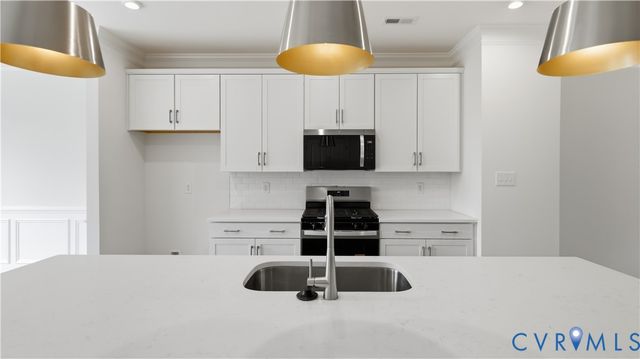 16354 Alexandria Ct, Moseley, VA 23832