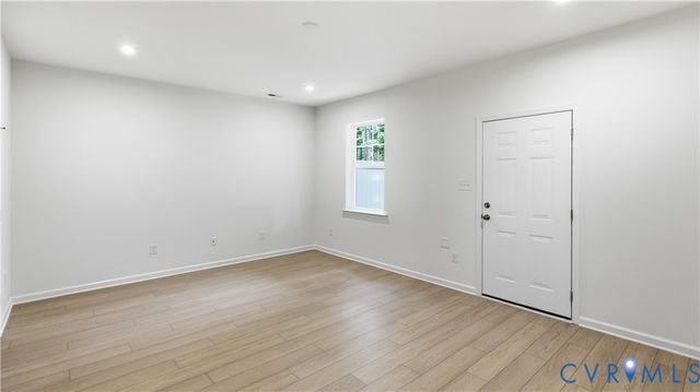 16354 Alexandria Ct, Moseley, VA 23832