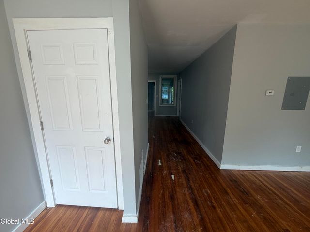 193 Livingston Avenue 1st Floor, Albany, NY 12210
