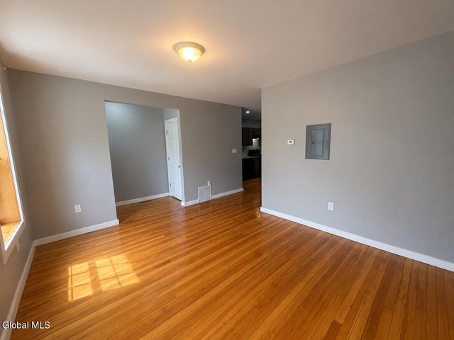 193 Livingston Avenue 1st Floor, Albany, NY 12210
