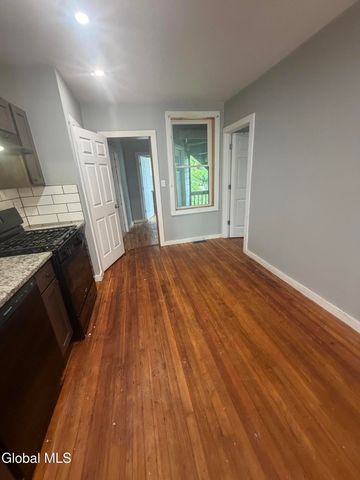 193 Livingston Avenue 1st Floor, Albany, NY 12210