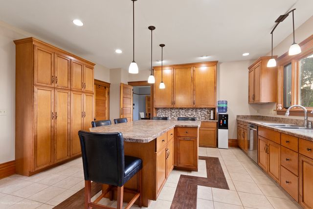 245 N Cedar Street, Leland, IL 60531