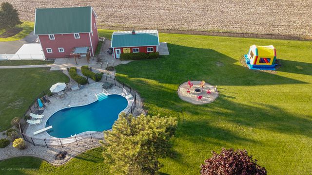 245 N Cedar Street, Leland, IL 60531