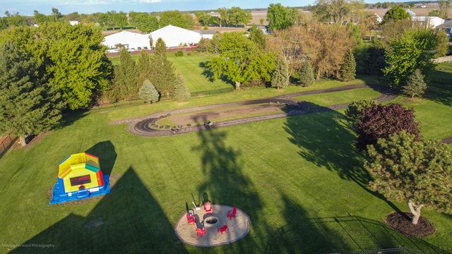 245 N Cedar Street, Leland, IL 60531