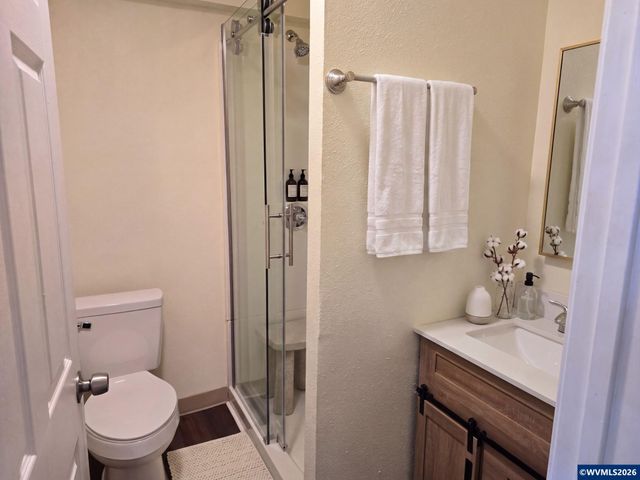 4490 Center St NE, Salem, OR 97301