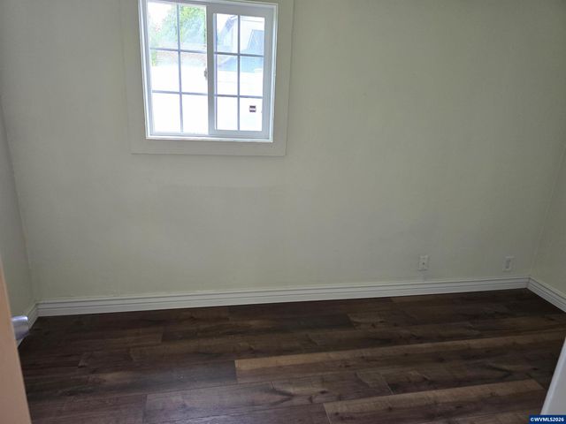 4490 Center St NE, Salem, OR 97301