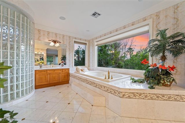 8301 Broad Peak Drive, Las Vegas, NV 89131