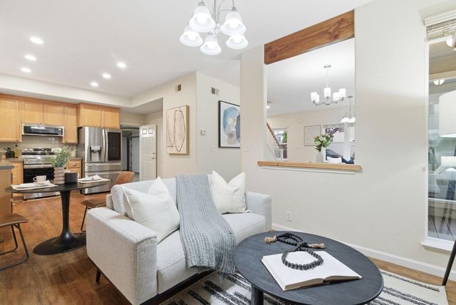 206 Sunnyside Avenue, Campbell, CA 95008