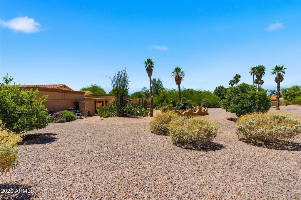 Image 15 of property listing at 7412 E WETHERSFIELD Road, Scottsdale, AZ 85260