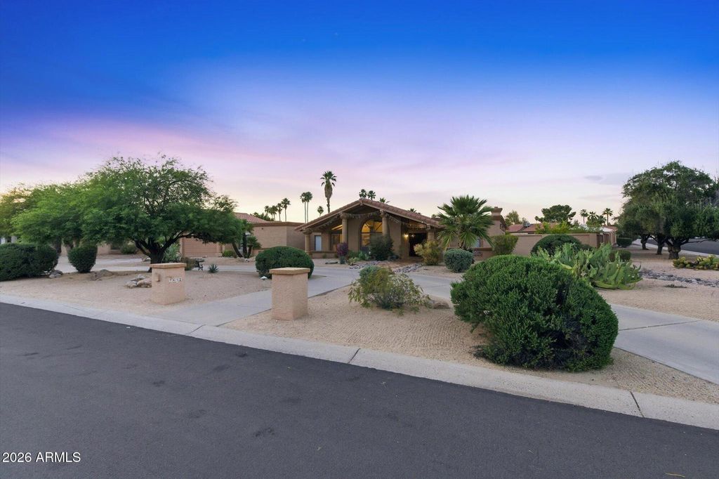 Image 17 of property listing at 7412 E WETHERSFIELD Road, Scottsdale, AZ 85260