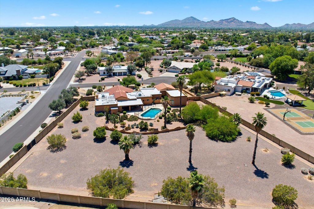 Image 23 of property listing at 7412 E WETHERSFIELD Road, Scottsdale, AZ 85260