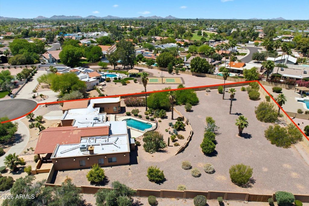 Image 4 of property listing at 7412 E WETHERSFIELD Road, Scottsdale, AZ 85260