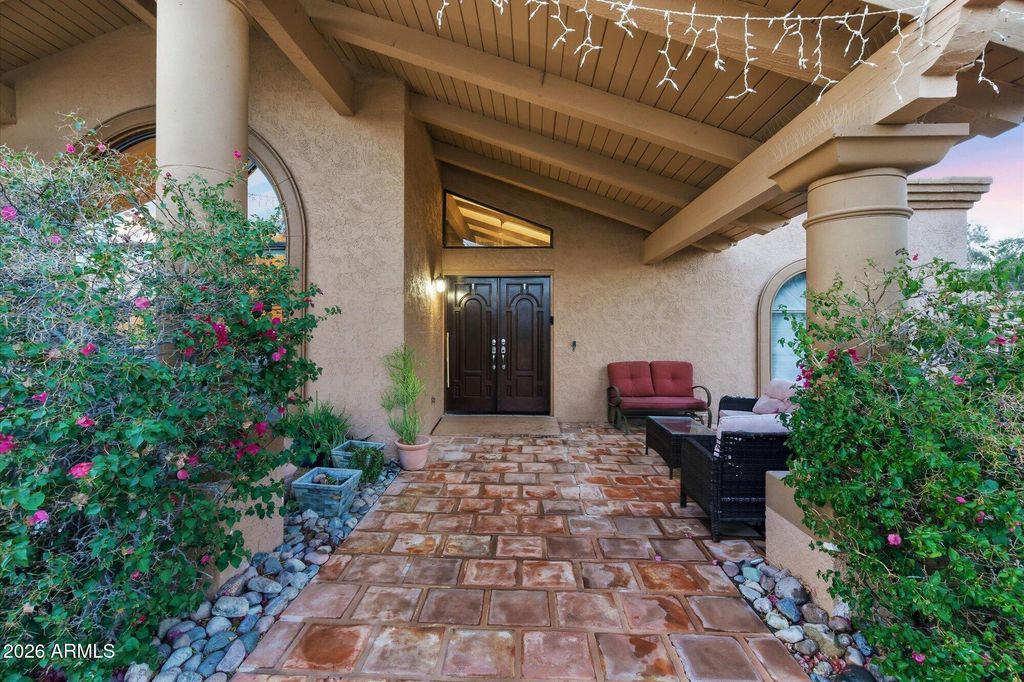 Image 7 of property listing at 7412 E WETHERSFIELD Road, Scottsdale, AZ 85260