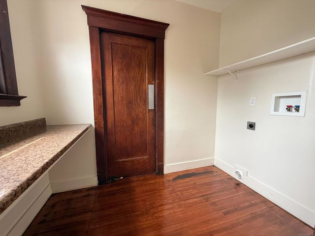1397 Ella T Grasso Boulevard 1, New Haven, CT 06511
