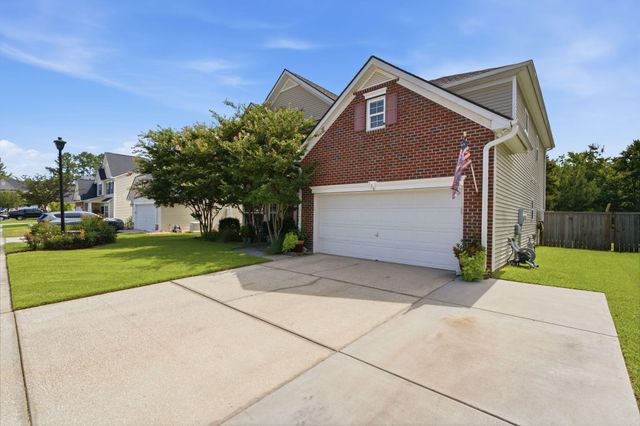 128 Charlesfort Way, Moncks Corner, SC 29461