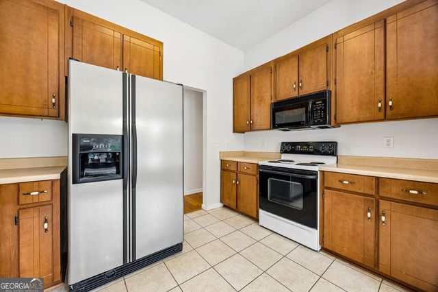 106 Lake Manor Court, Kingsland, GA 31548
