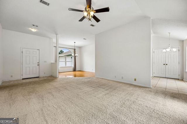 106 Lake Manor Court, Kingsland, GA 31548