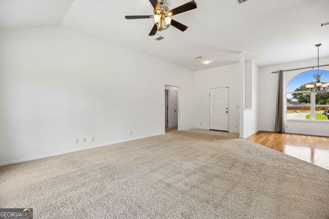 106 Lake Manor Court, Kingsland, GA 31548