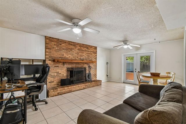 641 OAKVIEW STREET, Altamonte Springs, FL 32714