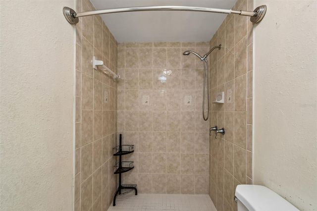 641 OAKVIEW STREET, Altamonte Springs, FL 32714