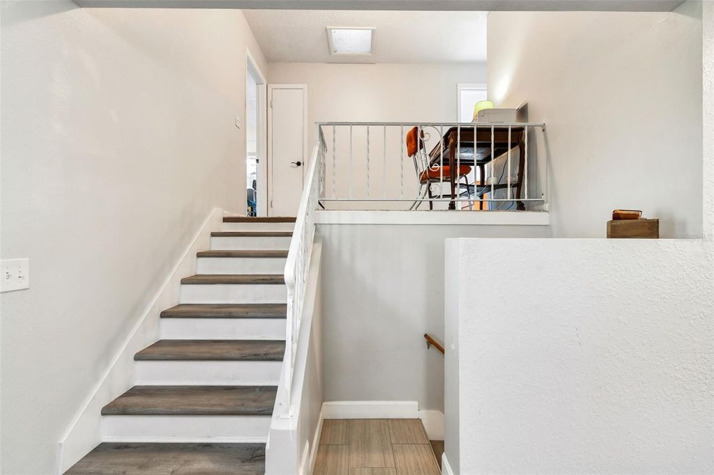 Image 19 of property listing at 641 OAKVIEW STREET, Altamonte Springs, FL 32714