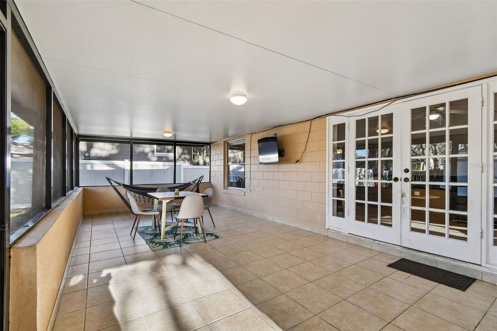 Image 60 of property listing at 641 OAKVIEW STREET, Altamonte Springs, FL 32714