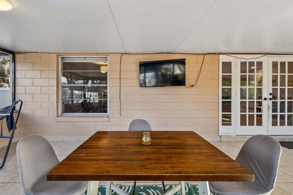 Image 63 of property listing at 641 OAKVIEW STREET, Altamonte Springs, FL 32714