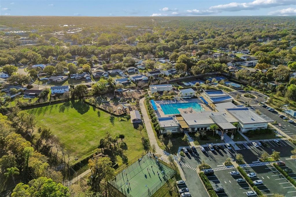 Image 70 of property listing at 641 OAKVIEW STREET, Altamonte Springs, FL 32714