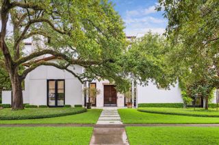 3301 Georgetown Street, West University Place, TX 77005